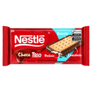 Chocolate ao Leite Recheio ao Leite com Biscoito de Chocolate e Baunilha Nestlé Choco Trio Pacote 90g